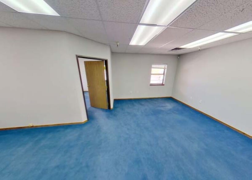 5405 Mae Anne Ave, Reno, NV for sale - Building Photo - Image 3 of 34