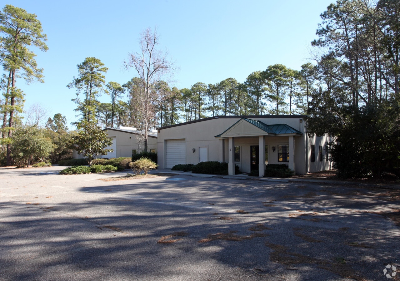 9 Commercial Pl, Bluffton, SC 29910 Property Record