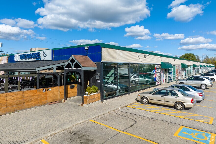 1875 Leslie St, Toronto, ON for sale - Primary Photo - Image 1 of 1