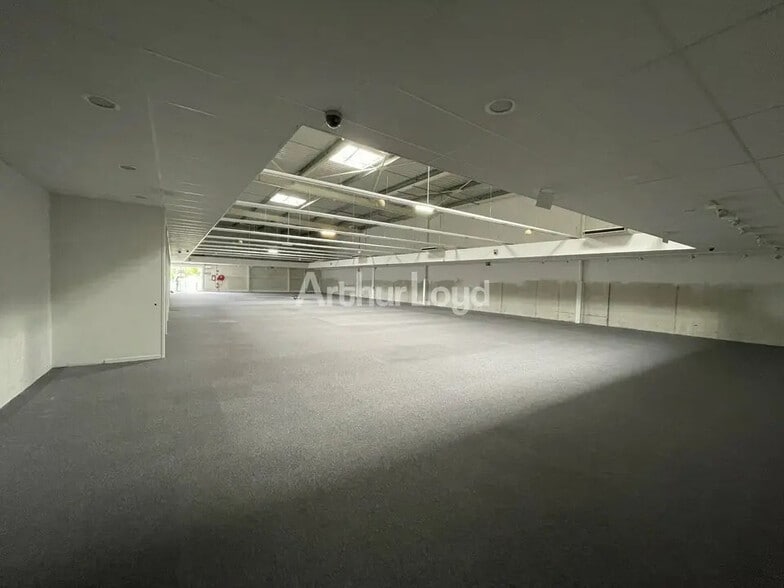 Retail in Châlons-en-Champagne for lease - Interior Photo - Image 1 of 7