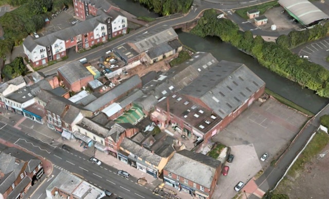 63 Great Bridge, Tipton for sale Primary Photo- Image 1 of 1