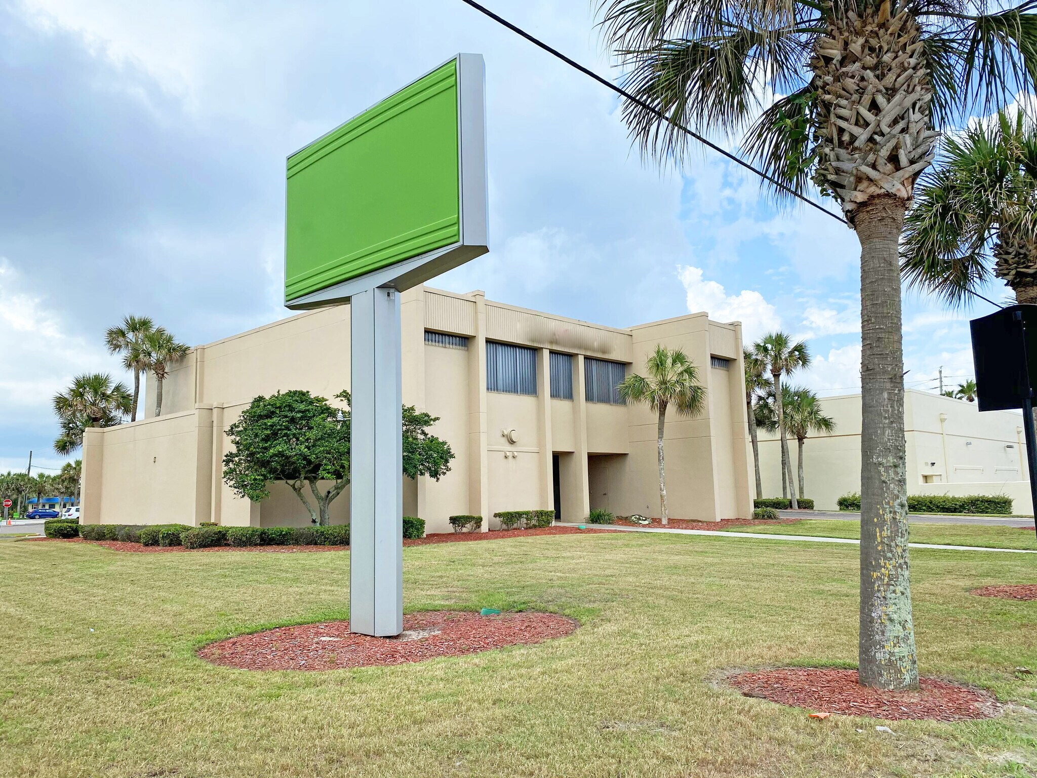1300 S Atlantic Ave, New Smyrna Beach, FL for sale Building Photo- Image 1 of 19