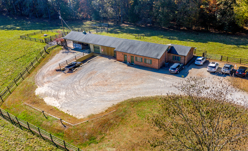 2900 Esnora Ln, Church Road, VA for sale - Building Photo - Image 1 of 1