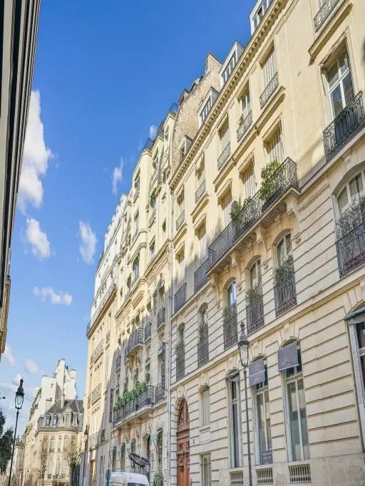 Office in Paris for lease Building Photo- Image 1 of 13