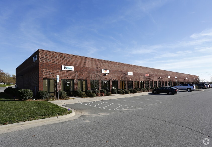 7168 Weddington Rd, Concord, NC for lease - Primary Photo - Image 2 of 7