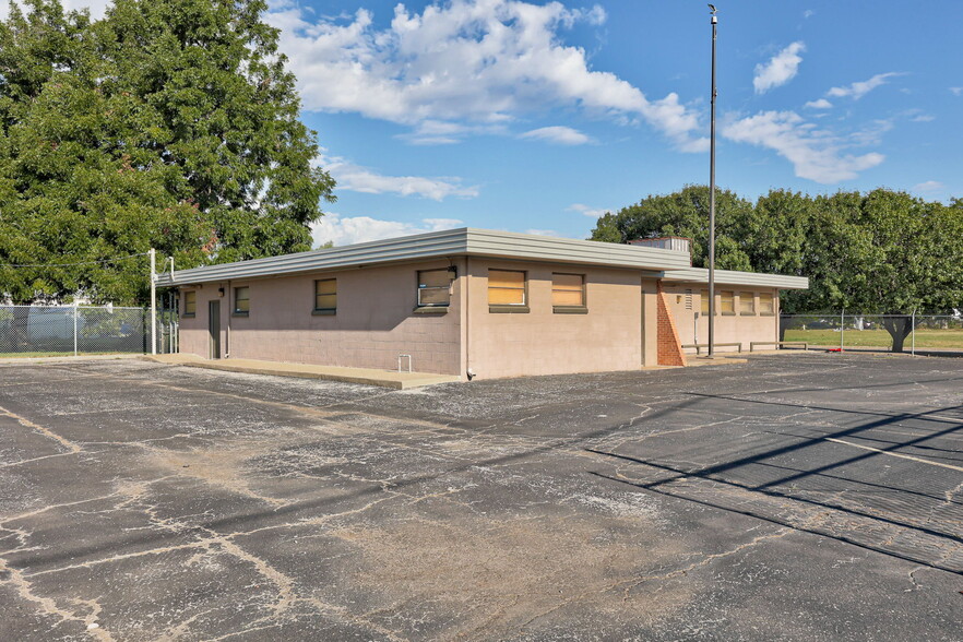 1404 NW 1st St, Oklahoma City, OK for sale - Building Photo - Image 3 of 43