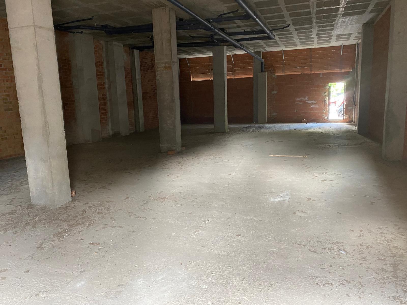 Retail in Vilafranca del Penedès, Barcelona for lease Interior Photo- Image 1 of 3