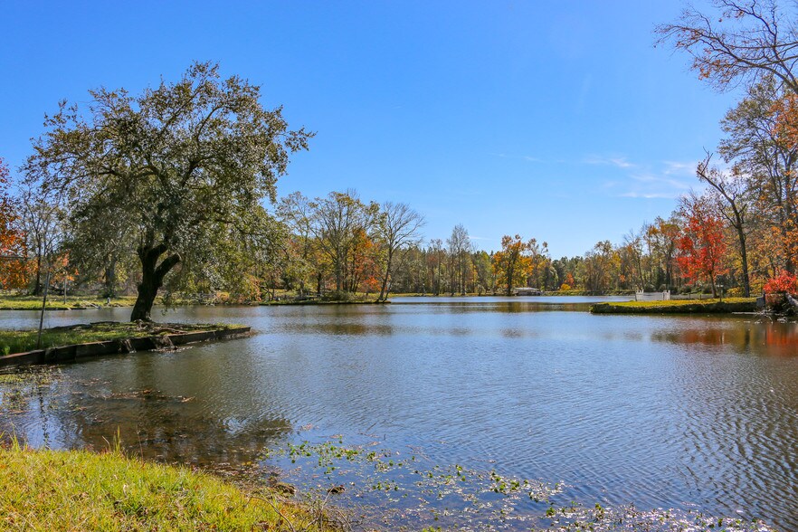 331 Mosely Farm Rd, Cowarts, AL 36301