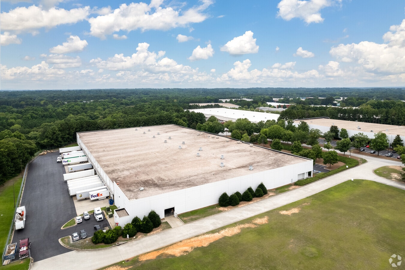 1575 Distribution Ct, Lithia Springs, GA 30122