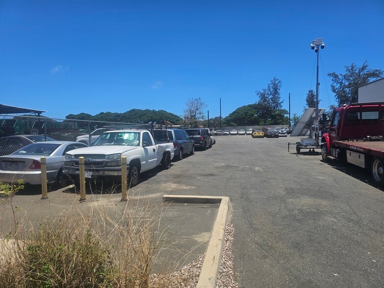 1150 Mikole St, Honolulu, HI for lease - Building Photo - Image 3 of 14