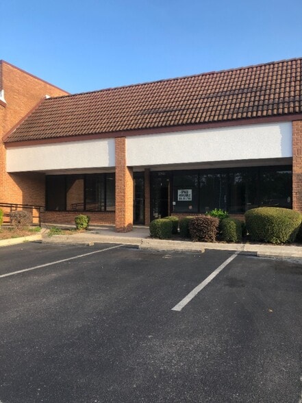 1506-1524 Montclair Rd, Irondale, AL for lease - Building Photo - Image 2 of 7