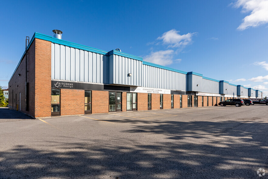 1117-1141 Newmarket St, Ottawa, ON for lease - Primary Photo - Image 1 of 7