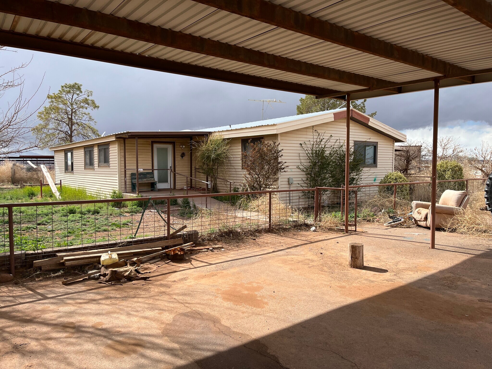 40 Miller Dairy Rd, Veguita, NM 87062 Tres Hermanos Dairy