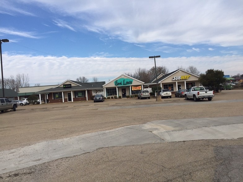 103-129 Town Creek Dr, Saltillo, MS for lease - Other - Image 1 of 12