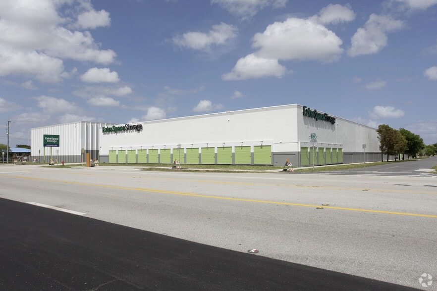 800 NW 31st Ave, Pompano Beach, FL for sale - Primary Photo - Image 1 of 8