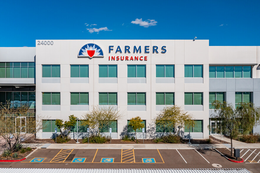 24000 N Farmers Way, Phoenix, AZ for lease - Building Photo - Image 2 of 19