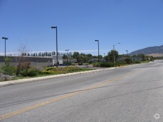 W Tehachapi Blvd, Tehachapi, CA for sale - Primary Photo - Image 1 of 1