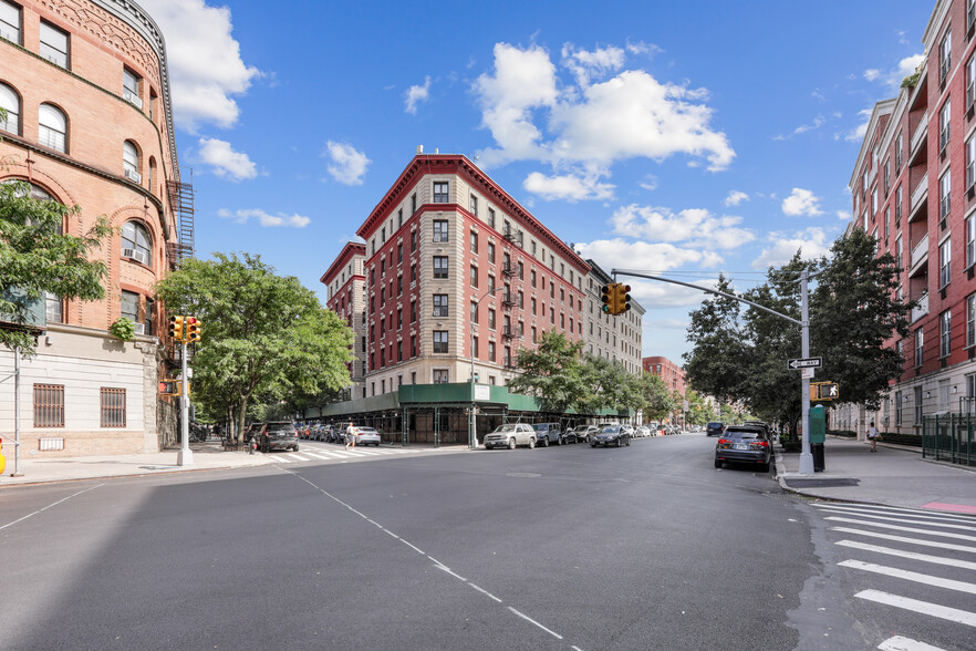 188 St Nicholas Ave, New York, NY for sale - Building Photo - Image 1 of 16