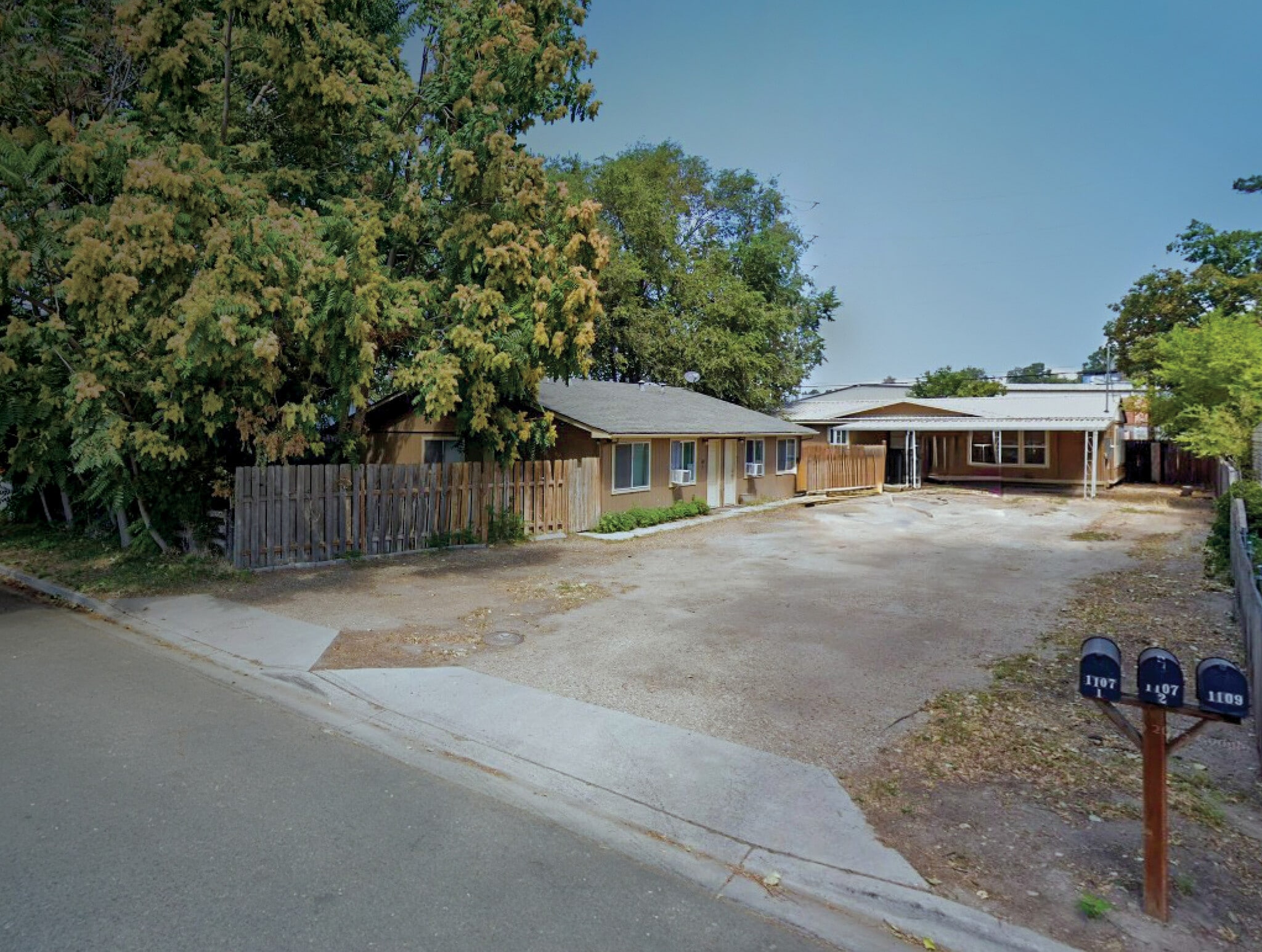 3 UNIT RENTAL INCOME PROPERTY portfolio of 2 properties for sale on LoopNet.com Building Photo- Image 1 of 15