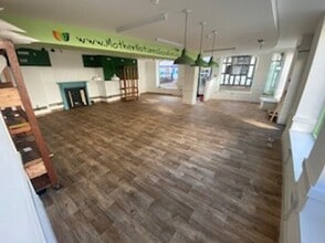 62 Commercial St, Hereford for lease Interior Photo- Image 2 of 3