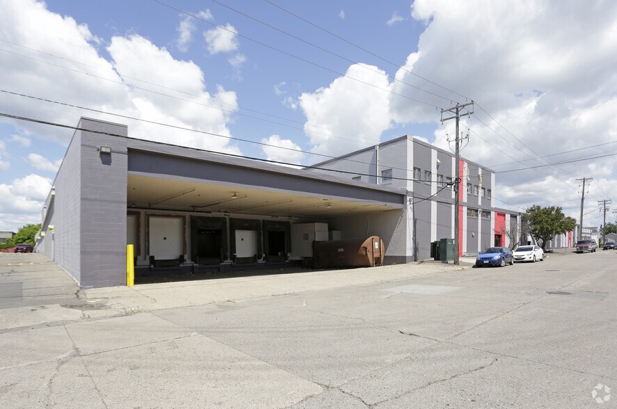 801-815 9th St, Minneapolis, MN for sale - Primary Photo - Image 1 of 1