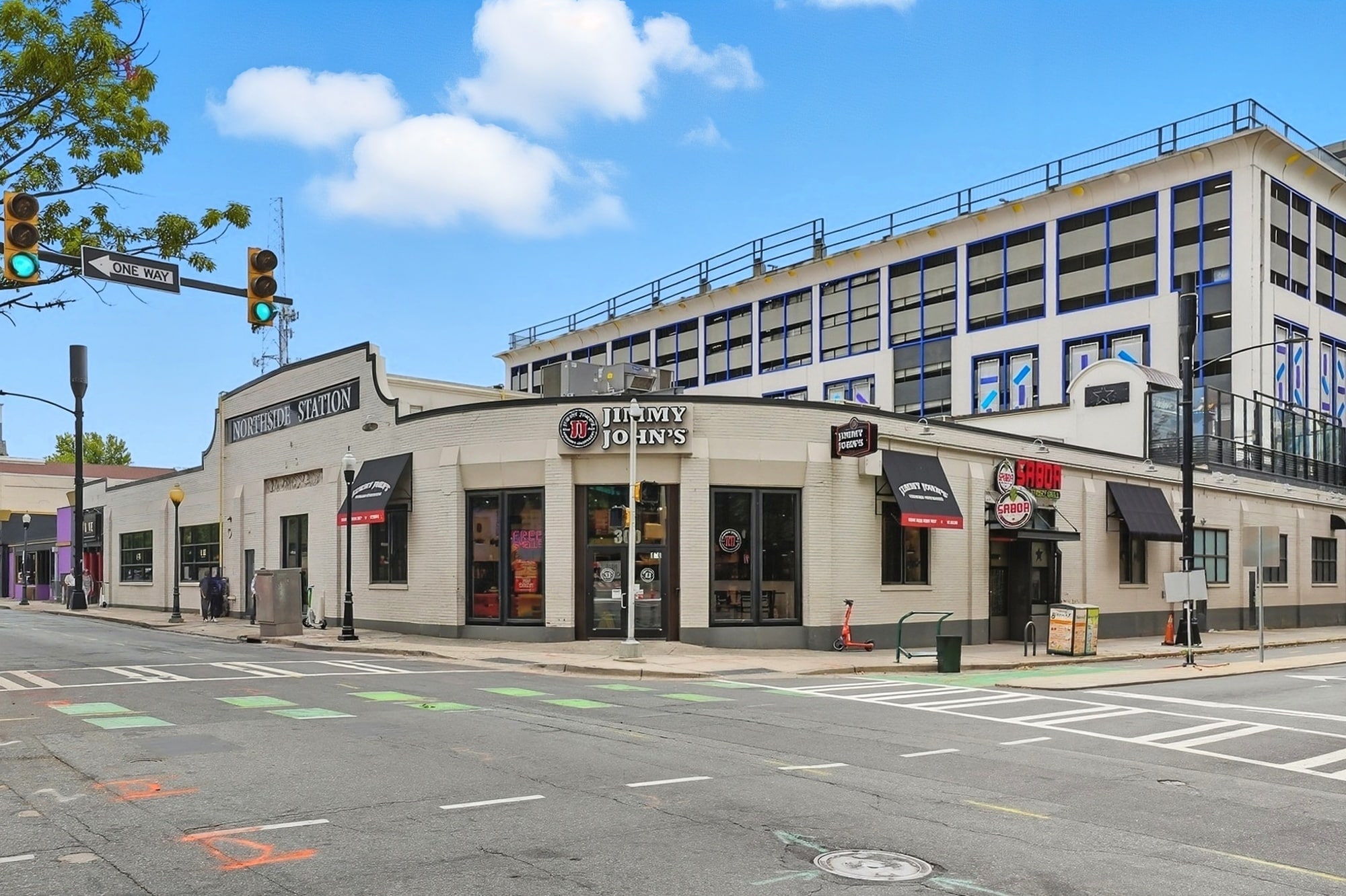 300-314 N College St, Charlotte, NC for lease Interior Photo- Image 1 of 5