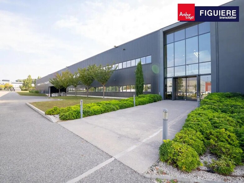 545 Rue Henri Delaunay, Aix-en-Provence for sale - Building Photo - Image 2 of 9