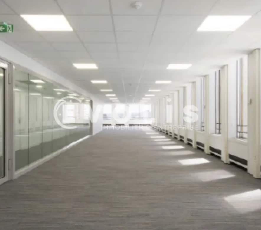 1 Place De La Pyramide, Puteaux for lease Building Photo- Image 1 of 2