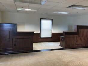 1650 E Main St, St Charles, IL for sale Building Photo- Image 2 of 4