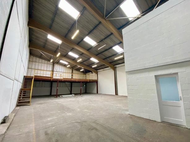 Rhymney River Bridge Rd, Cardiff for lease - Interior Photo - Image 3 of 3