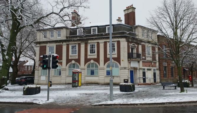 91-93 Lapwing Ln, Manchester for sale - Building Photo - Image 1 of 1