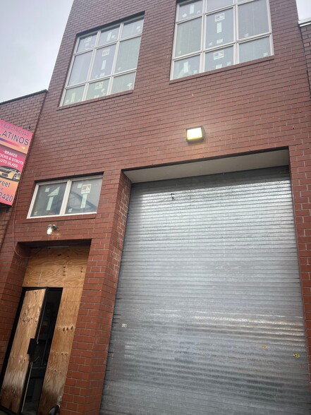 272 52nd St, Brooklyn, NY for lease - Building Photo - Image 1 of 16