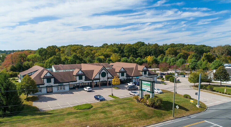 80 Stonington Rd, Mystic, CT for sale - Building Photo - Image 1 of 1