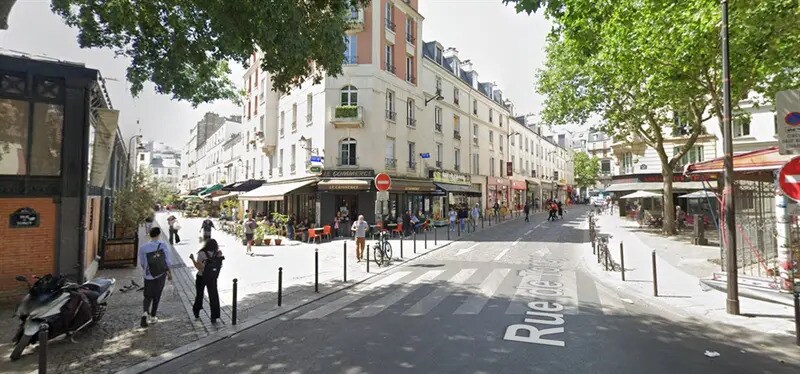 Retail in Paris for lease Building Photo- Image 1 of 3