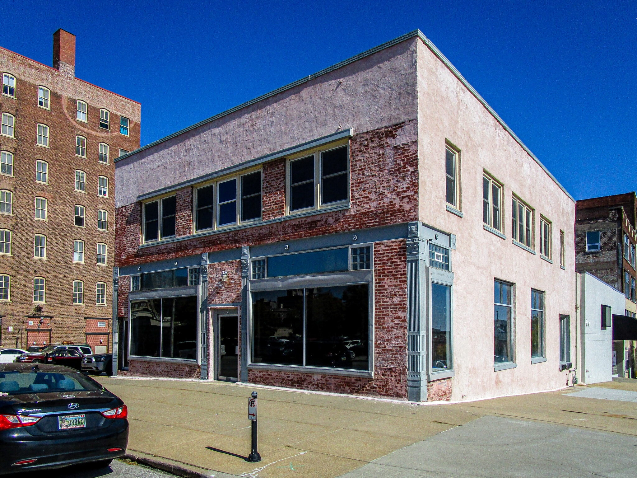 613 S 16th St, Omaha, NE for lease Building Photo- Image 1 of 10