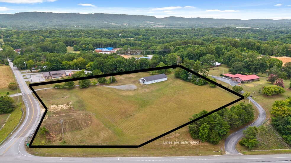 8959 Career Ln, Harrison, TN for sale - Building Photo - Image 2 of 43