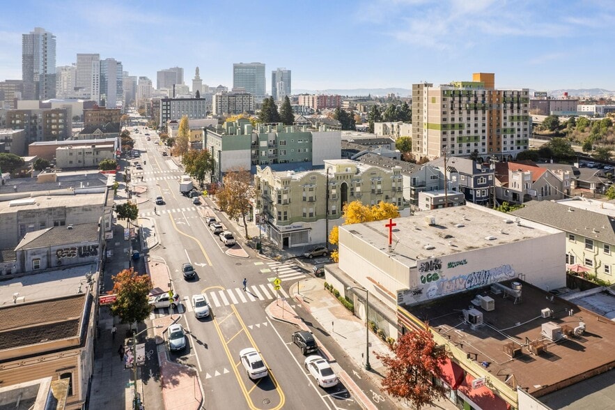 2505 Telegraph Ave, Oakland, CA for sale - Building Photo - Image 2 of 8