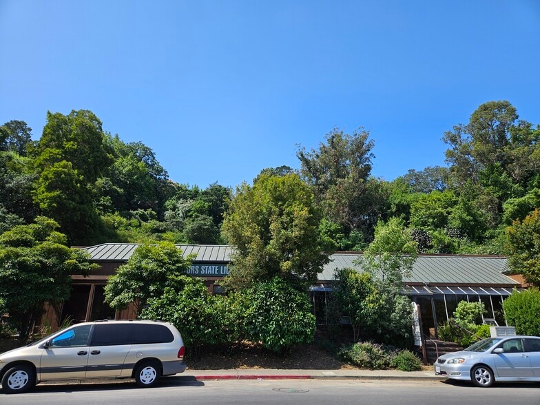 15 Woodland Ave, San Rafael, CA for sale - Building Photo - Image 2 of 12