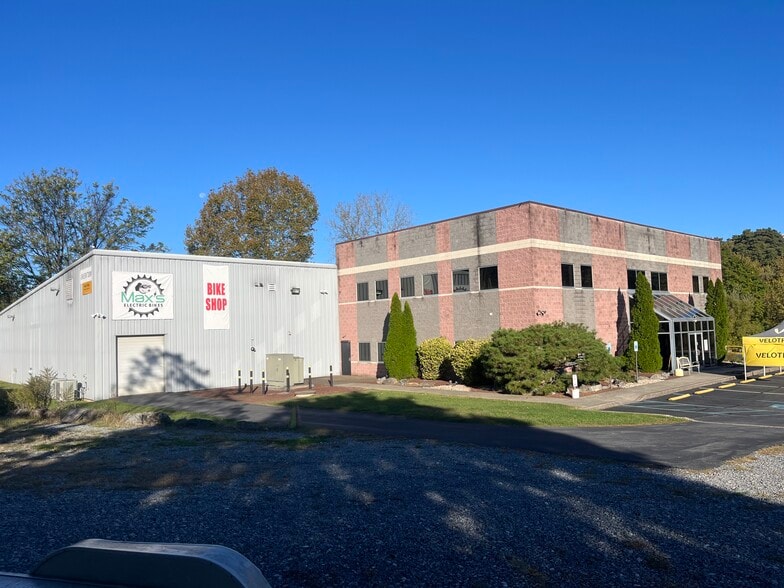 805 W Canal St, Easton, PA for lease - Building Photo - Image 2 of 13