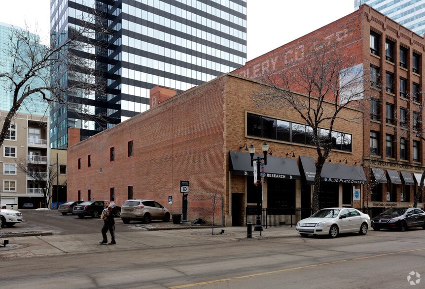 10145 104 St Nw Edmonton Ab T5j 0z9 Loopnet Com