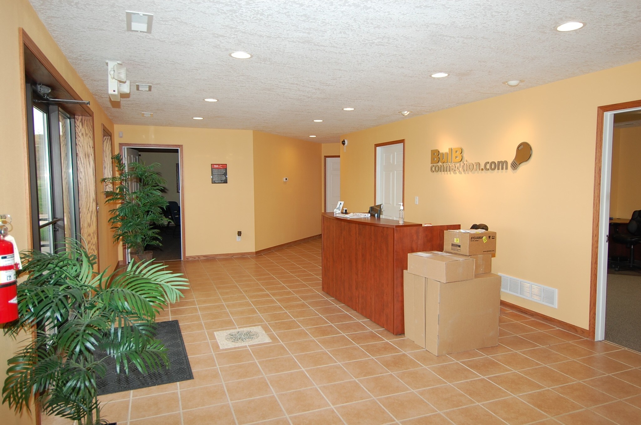 411 Greenfield Dr, Tiffin, IA for sale Primary Photo- Image 1 of 1