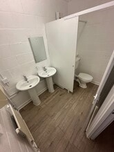 Curzon Dr, Grays for lease Interior Photo- Image 2 of 6