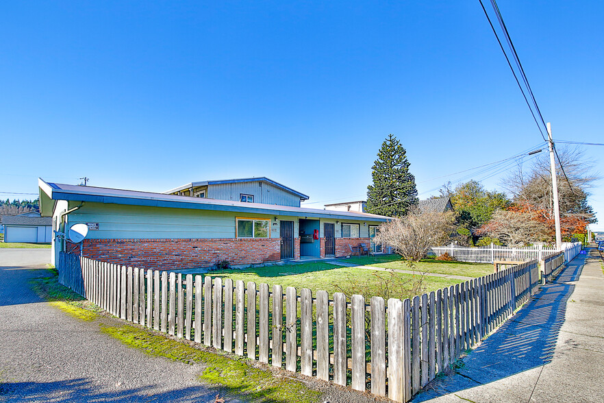 2394 Marion St, North Bend, OR for sale - Primary Photo - Image 1 of 10