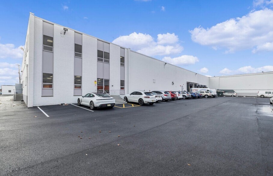 41-51 James St, South Hackensack, NJ for sale - Primary Photo - Image 1 of 1