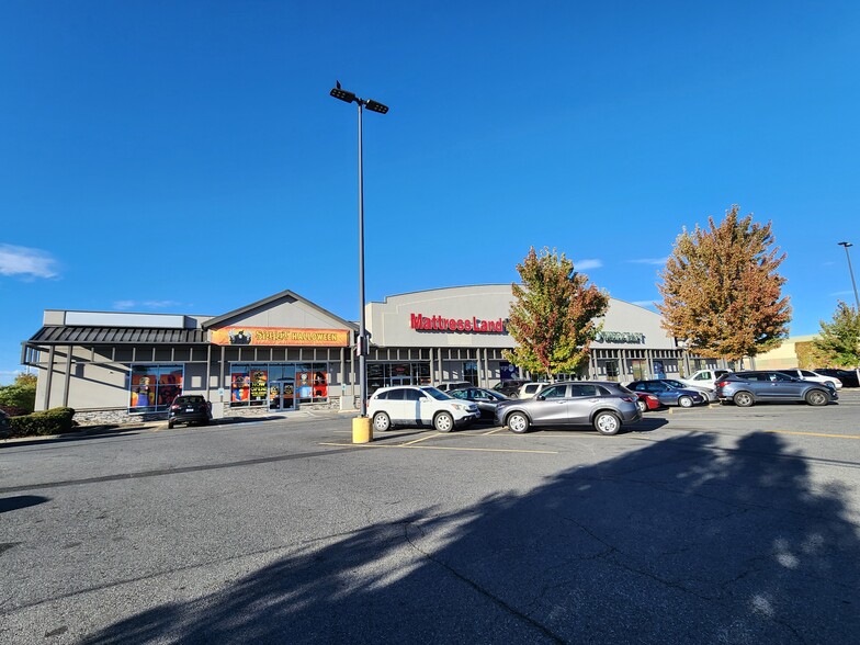 15609 E Sprague Ave, Spokane Valley, WA for lease - Building Photo - Image 1 of 3