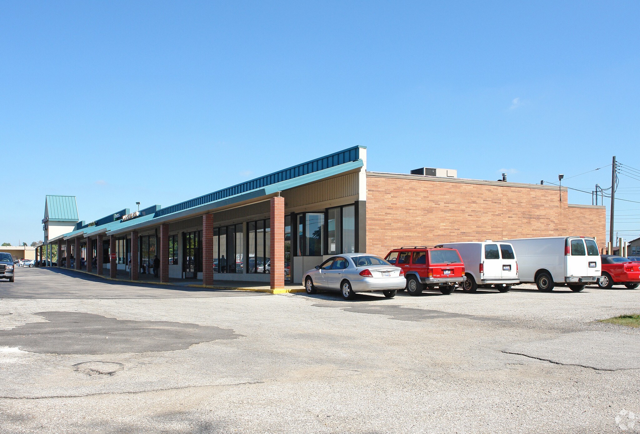 3333 Manchester Rd, Akron, OH 44319 Coventry Towne Plaza