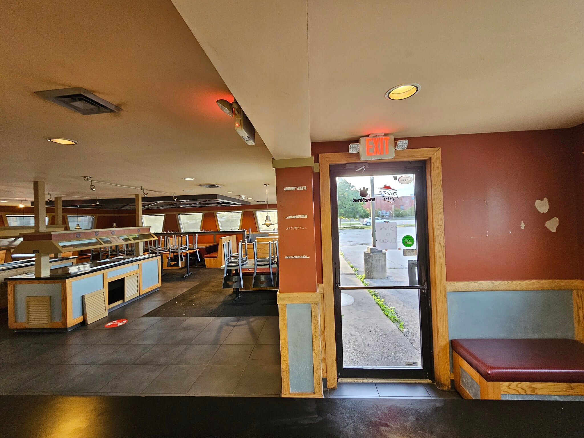 W156N8420 Pilgrim Rd, Menomonee Falls, WI for lease Interior Photo- Image 1 of 3