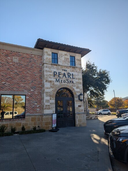 225 E Hwy 121, Coppell, TX for lease - Building Photo - Image 1 of 1