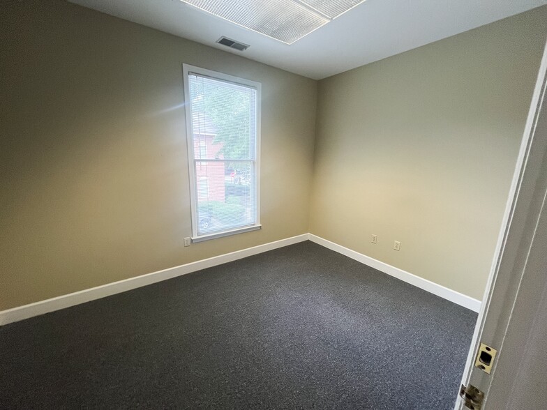 914 Richland St, Columbia, SC for lease - Building Photo - Image 3 of 13