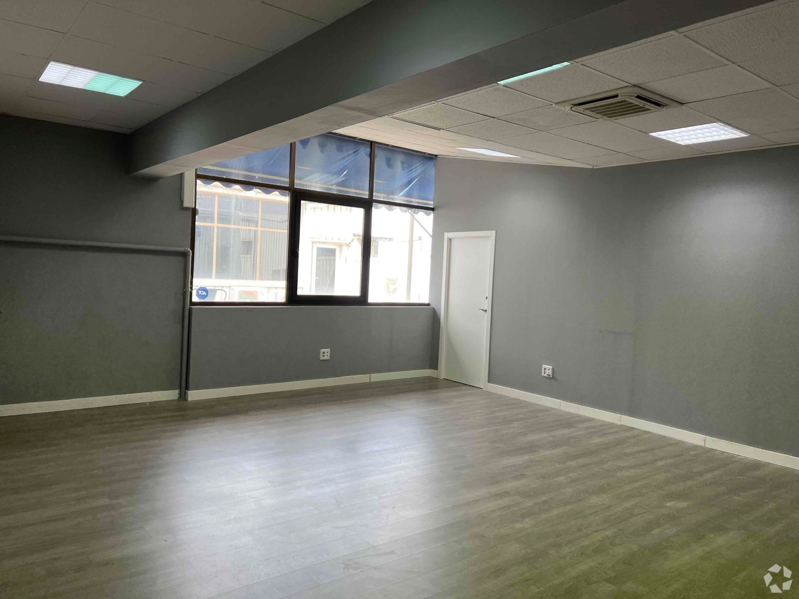 Office in San Sebastián De Los Reyes, Madrid for lease Interior Photo- Image 1 of 5